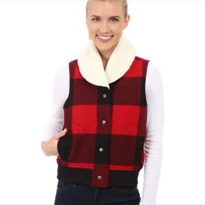 Woolrich Buffalo Plaid Sherpa Vest M
